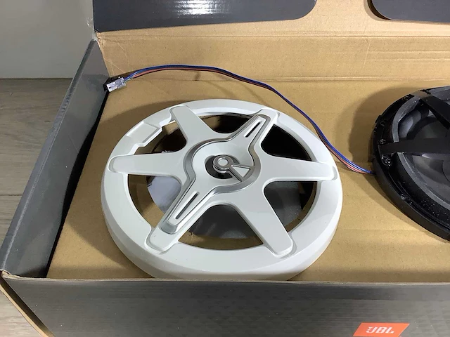 Jbl marine club speakers 6,5 speaker - afbeelding 5 van  7