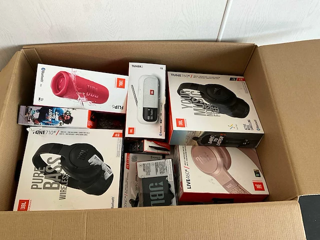 Jbl partij - afbeelding 2 van  2