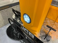 Jcb - 2025 - b4 - zelfrijdende opzitveegmachine - afbeelding 2 van  30
