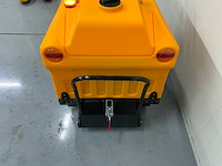 Jcb - b4 - zelfrijdende veegmachine - afbeelding 13 van  17