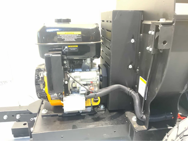 Jcb - ch150120pe - houthakselaar 2025 - afbeelding 9 van  36