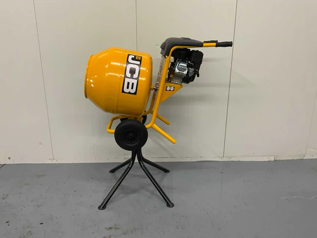 Jcb - cm150p - betonmixer - afbeelding 3 van  10