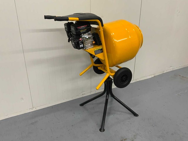 Jcb - cm150p - betonmixer - afbeelding 5 van  10