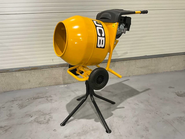 Jcb cm150p betonmixer - afbeelding 1 van  22