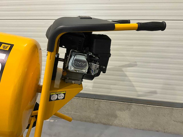 Jcb cm150p betonmixer - afbeelding 9 van  22
