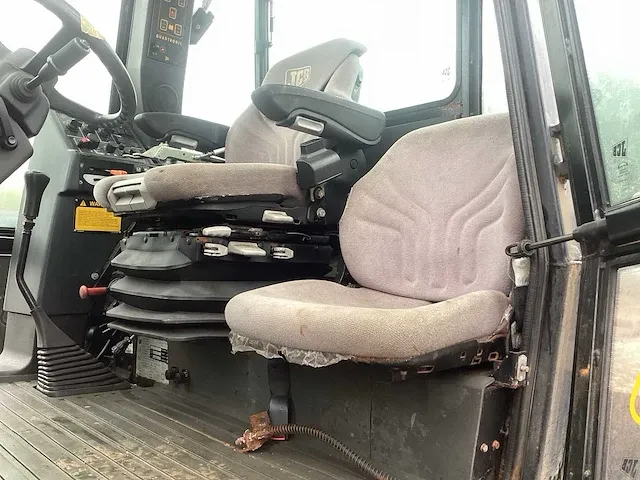 Jcb fastrac hmv 2140 tractor - afbeelding 8 van  27