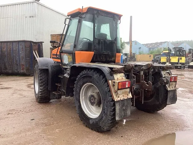 Jcb fastrac hmv 2140 tractor - afbeelding 22 van  27