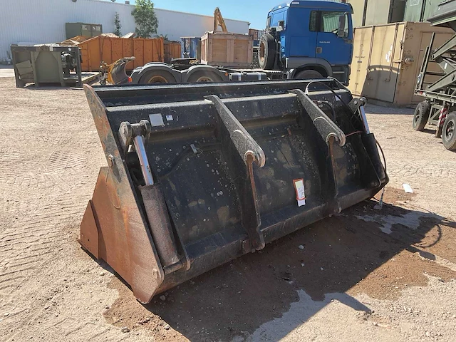 Jcb grondbak - afbeelding 5 van  7