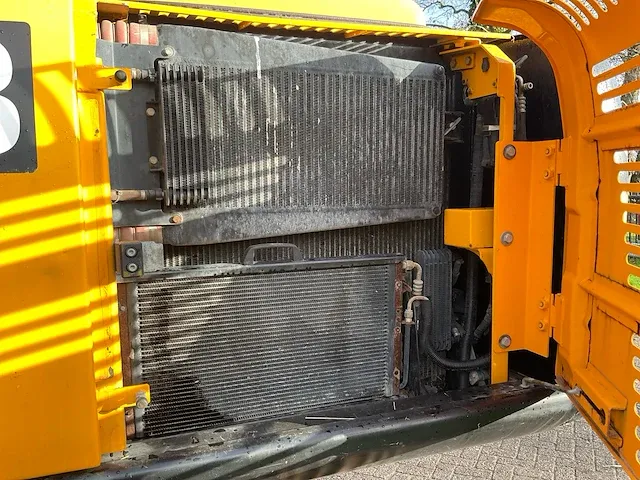Jcb js 220 lc+ rupsgraafmachine - afbeelding 25 van  44