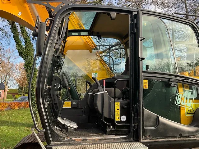 Jcb js 220 lc+ rupsgraafmachine - afbeelding 33 van  44
