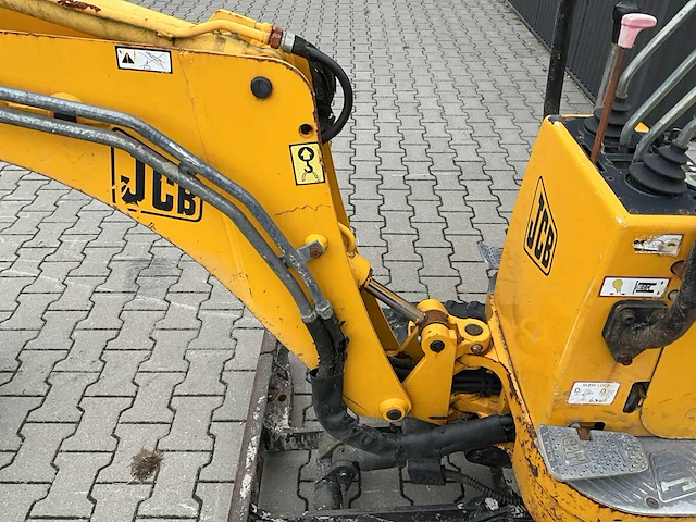Jcb micro 8010 cts minigraafmachine - afbeelding 6 van  28