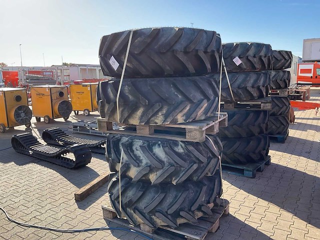 Jcb sitemaster band op velg (4x) - afbeelding 1 van  5