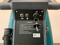 Jd - 2025 - clean d5 - zelfrijdende veegmachine - afbeelding 3 van  15