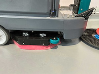 Jd - 2025 - clean d6 pro - zelfrijdende veegmachine - afbeelding 13 van  22