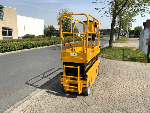 Jd - 80xens - hoogwerker - afbeelding 17 van  21