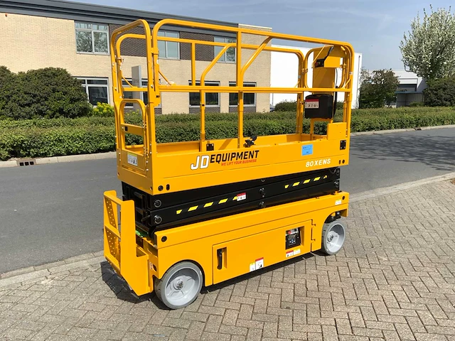 Jd - 80xens - hoogwerker - afbeelding 18 van  21