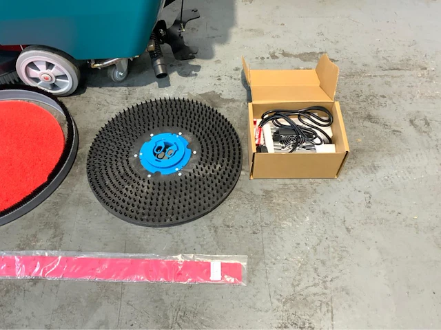Jd - clean d5 - zelfrijdende veegmachine - afbeelding 9 van  18