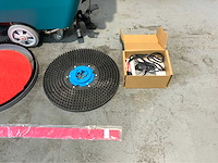 Jd - clean d5 - zelfrijdende veegmachine - afbeelding 16 van  18