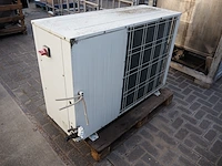 J&e hall - afbeelding 3 van  8