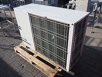 J&e hall - afbeelding 3 van  9