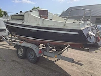 Jeanneu zeiljacht met trailer - afbeelding 2 van  4