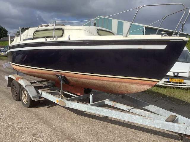 Jeanneu zeiljacht met trailer - afbeelding 4 van  4