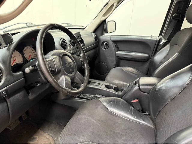 Jeep - cherokee - bedrijfswagen - 2004 - afbeelding 14 van  34