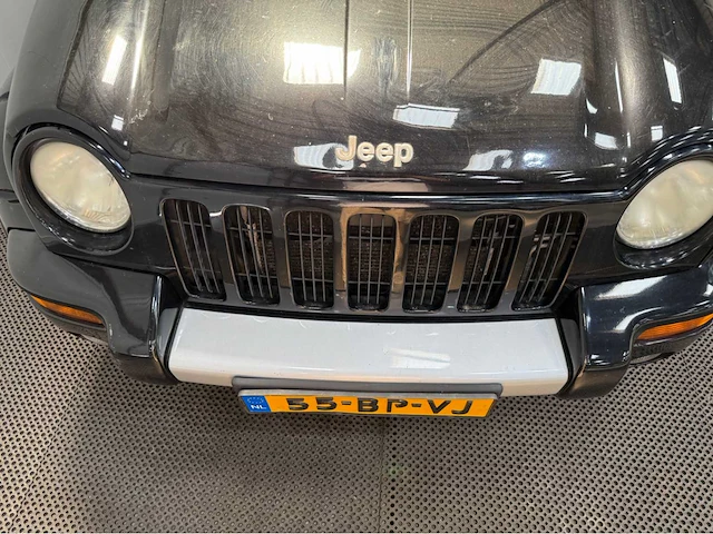 Jeep - cherokee - bedrijfswagen - 2004 - afbeelding 21 van  34