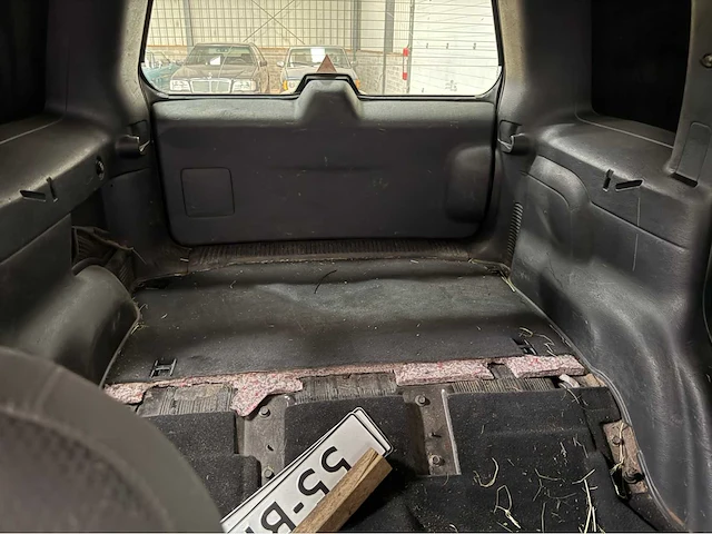 Jeep - cherokee - bedrijfswagen - 2004 - afbeelding 24 van  34