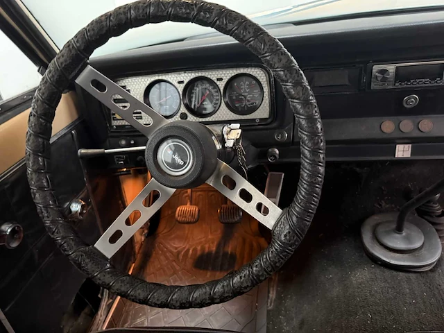 Jeep - cherokee - chief widetrack - v8 - lpg - 4x4 - oldtimer - 1977 - afbeelding 10 van  44