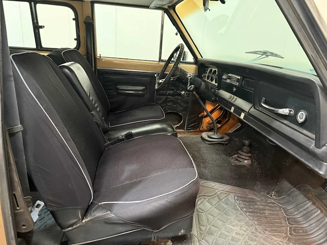 Jeep - cherokee - chief widetrack - v8 - lpg - 4x4 - oldtimer - 1977 - afbeelding 16 van  44
