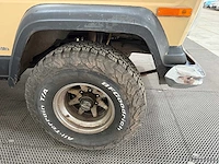 Jeep - cherokee - chief widetrack - v8 - lpg - 4x4 - oldtimer - 1977 - afbeelding 37 van  44