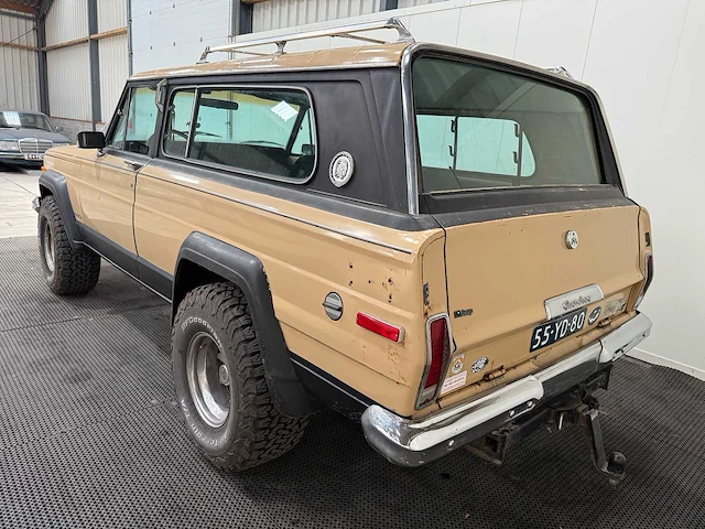 Jeep - cherokee - chief widetrack - v8 - lpg - 4x4 - oldtimer - 1977 - afbeelding 42 van  44
