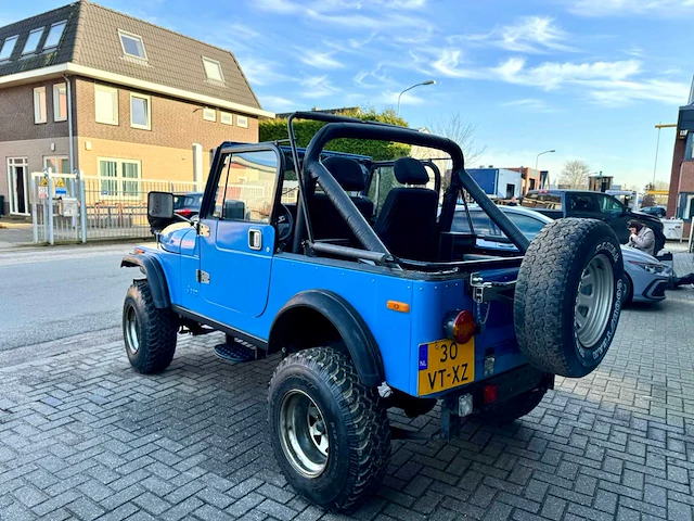 Jeep - cj 7 wrangler - oldtimer - afbeelding 4 van  30