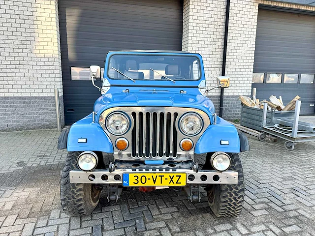 Jeep - cj 7 wrangler - oldtimer - afbeelding 5 van  30