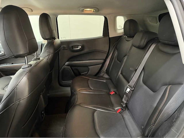Jeep - compass - personenauto - 2019 - afbeelding 10 van  31