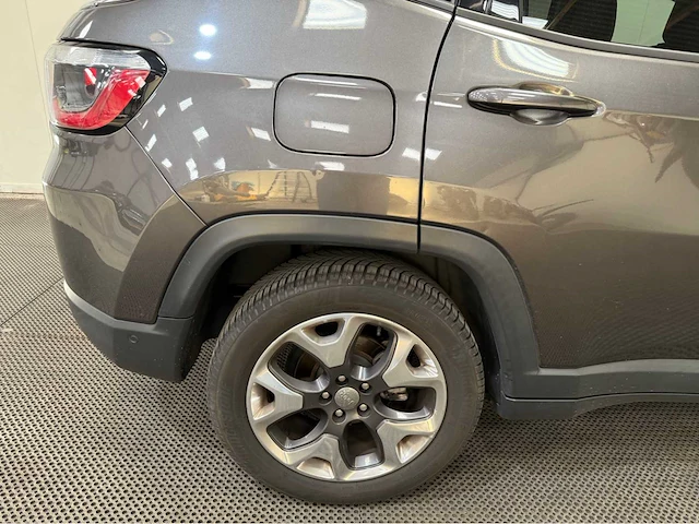 Jeep - compass - personenauto - 2019 - afbeelding 21 van  31