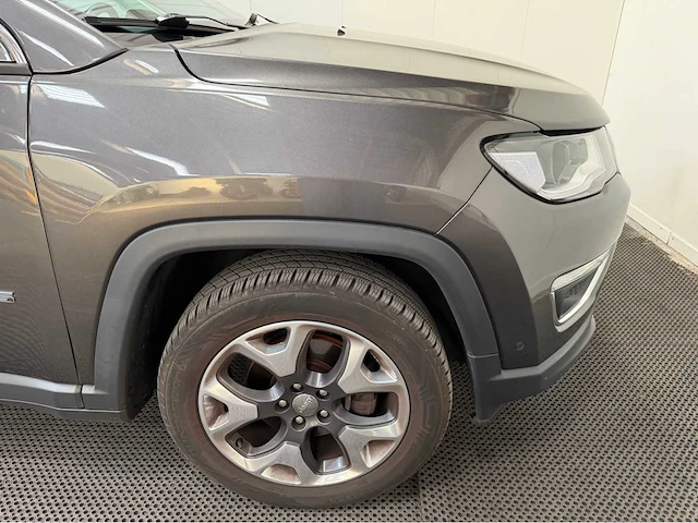 Jeep - compass - personenauto - 2019 - afbeelding 22 van  31