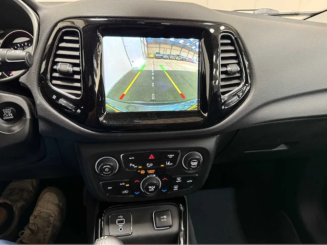 Jeep - compass - personenauto - 2019 - afbeelding 17 van  31