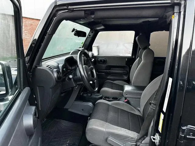 Jeep - wrangler - 3.8 mot.3.8 cabrio -pools - afbeelding 7 van  11