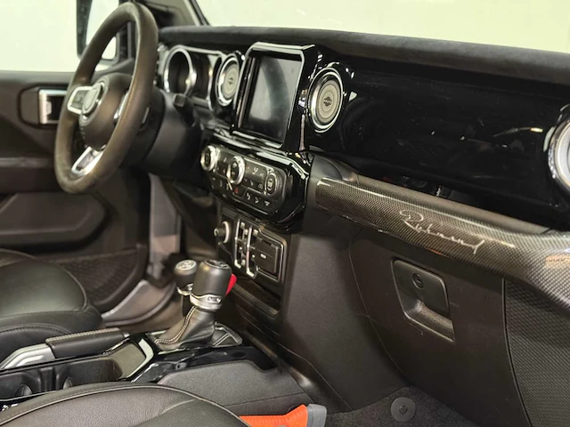 Jeep - wrangler - brute - personenauto - 2021 - afbeelding 16 van  42