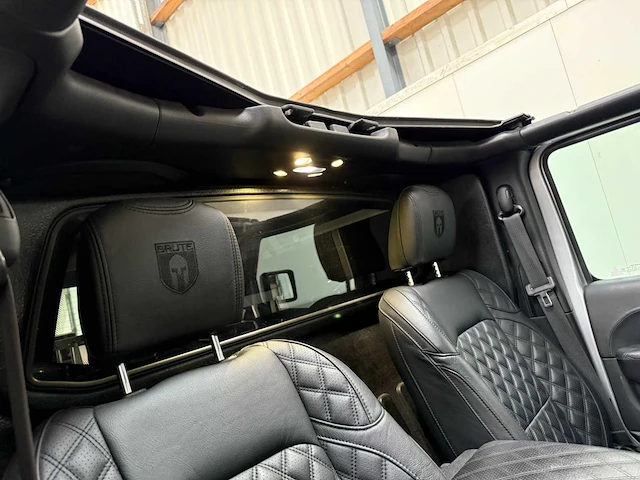 Jeep - wrangler - brute - personenauto - 2021 - afbeelding 24 van  42