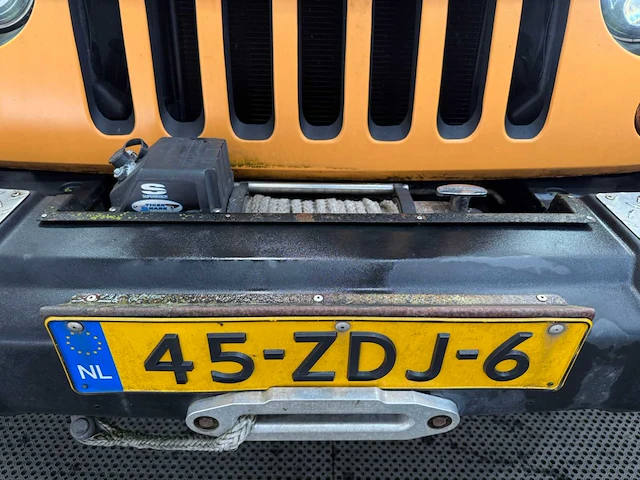 Jeep - wrangler unlimited - 3.8 v6 - personenauto - 2009 - afbeelding 8 van  36
