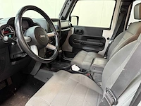 Jeep - wrangler unlimited - 3.8 v6 - personenauto - 2009 - afbeelding 13 van  36