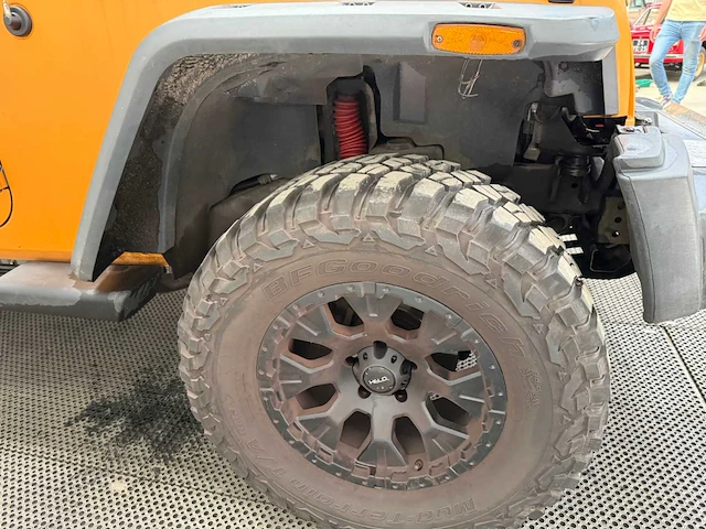 Jeep - wrangler unlimited - 3.8 v6 - personenauto - 2009 - afbeelding 28 van  36