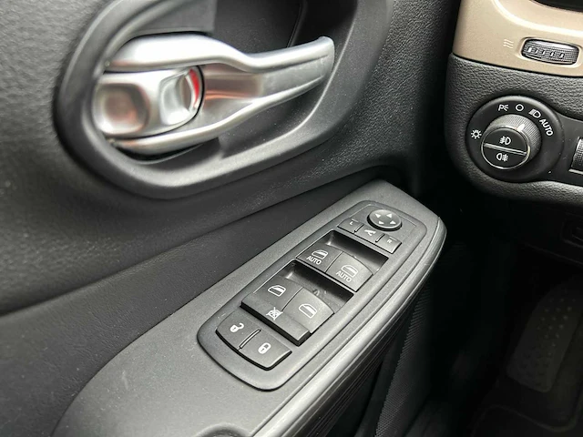 Jeep cherokee 2.0 longtitude; rd-144-v - afbeelding 5 van  29