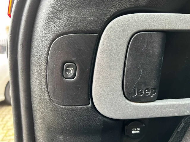 Jeep cherokee 2.0 longtitude; rd-144-v - afbeelding 22 van  29