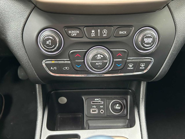 Jeep cherokee 2.0 longtitude; rd-144-v - afbeelding 10 van  29