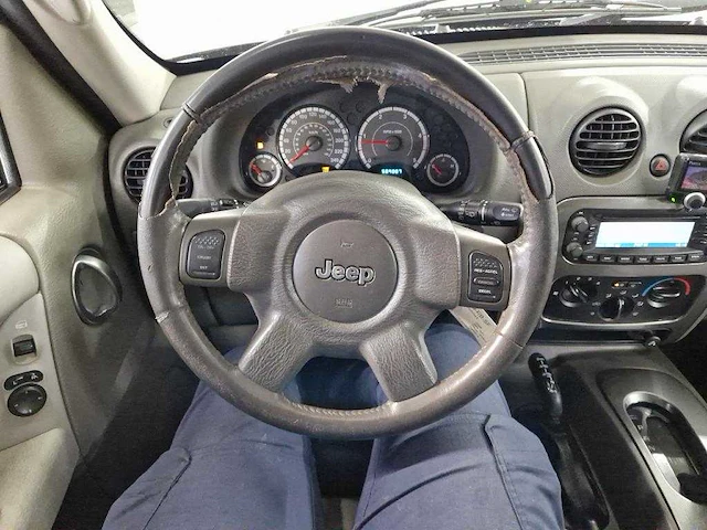 Jeep cherokee 2.8 crd renegade , 89-rb-sf - afbeelding 17 van  19