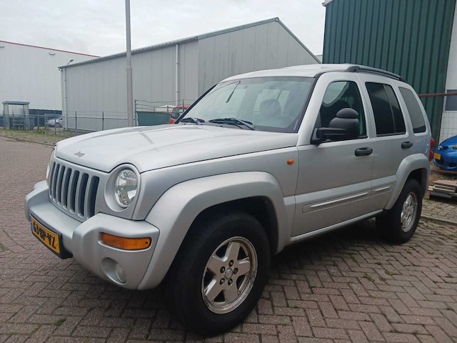 Jeep cherokee 2.8 crd sport airco cruise 4x4 automaat, 63-bp-vz - afbeelding 1 van  29